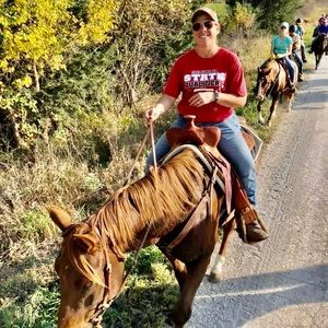 Meet your Posher, Denise